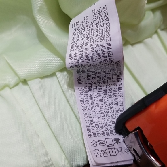 (M) Forever 21 Lightweight Neon Windbreaker Outdoor Sporty Hooded Jacket - Picture 8 of 9